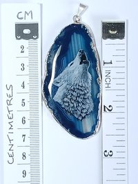 Hand Painted Howling White Wolf Agate Pendant