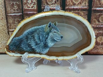 Wolf Painting on Agate